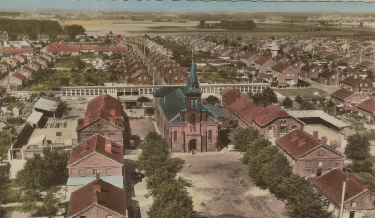 1877